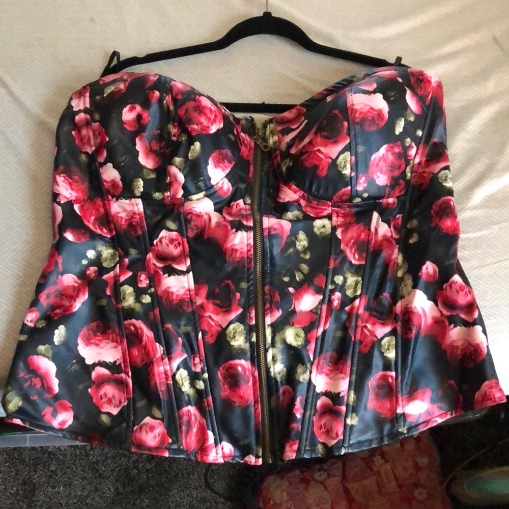 Plus size rose corset